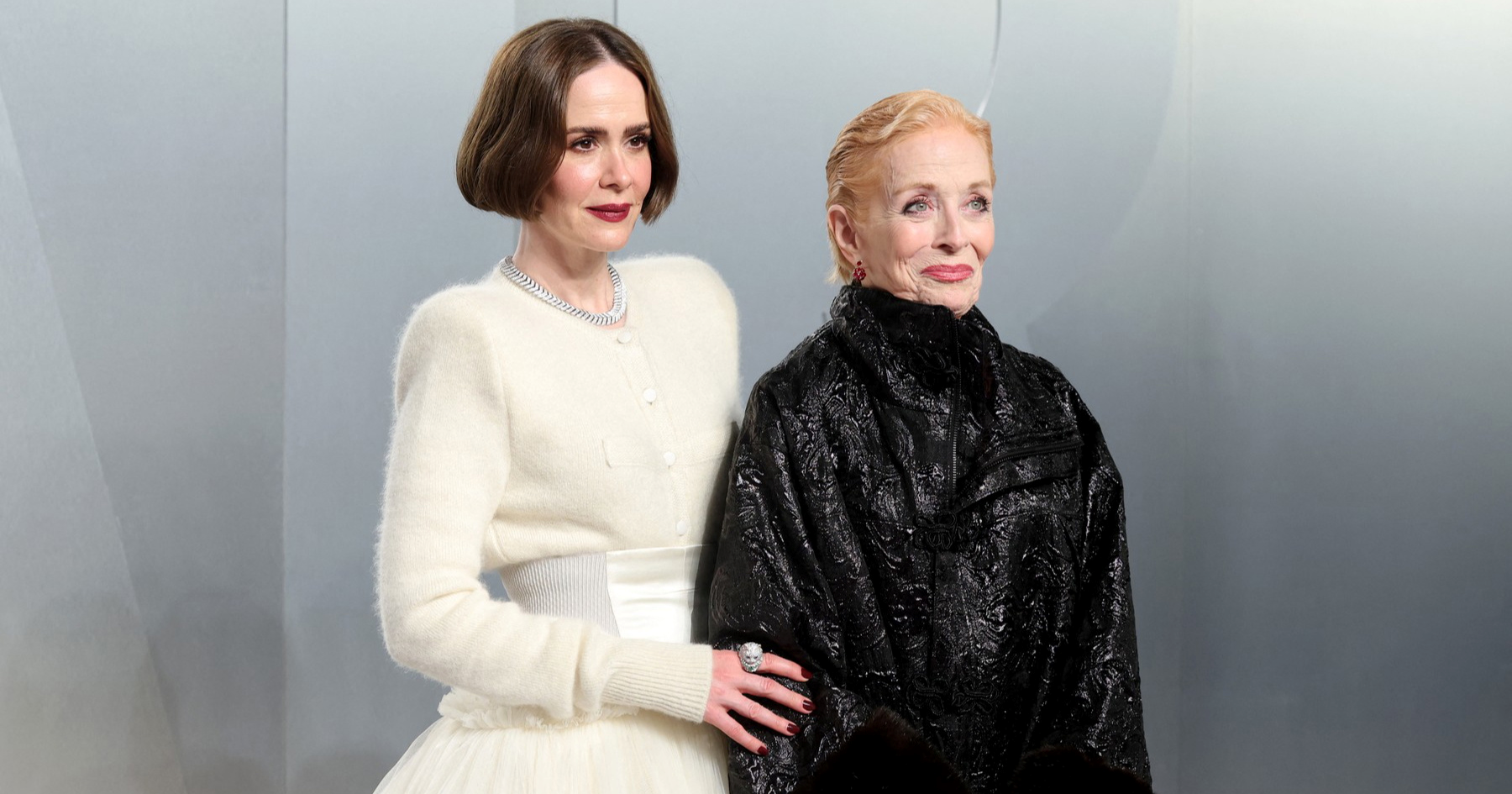 Sarah Paulson (51) i Holland Taylor (83) držale su se za ruke na zabavi nakon Oscara