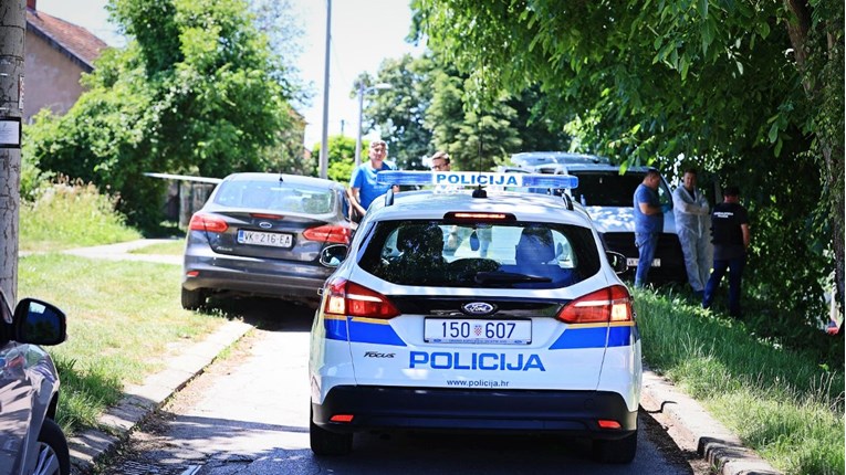 U eksploziji u Vukovaru ranjen 73-godišnjak. Policija: Netko je postavio bombu