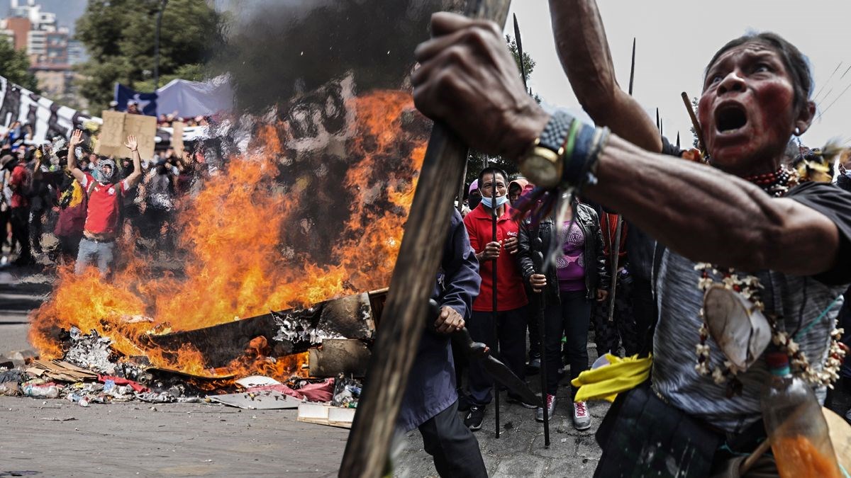 Zašto su u Iranu i Ekvadoru masovno izašli na ulice? Jer benzin košta 3-5 kuna