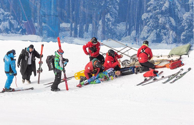 Težak pad slovenskog skijaša u Beaver Creeku. Helikopterom je prevezen u bolnicu