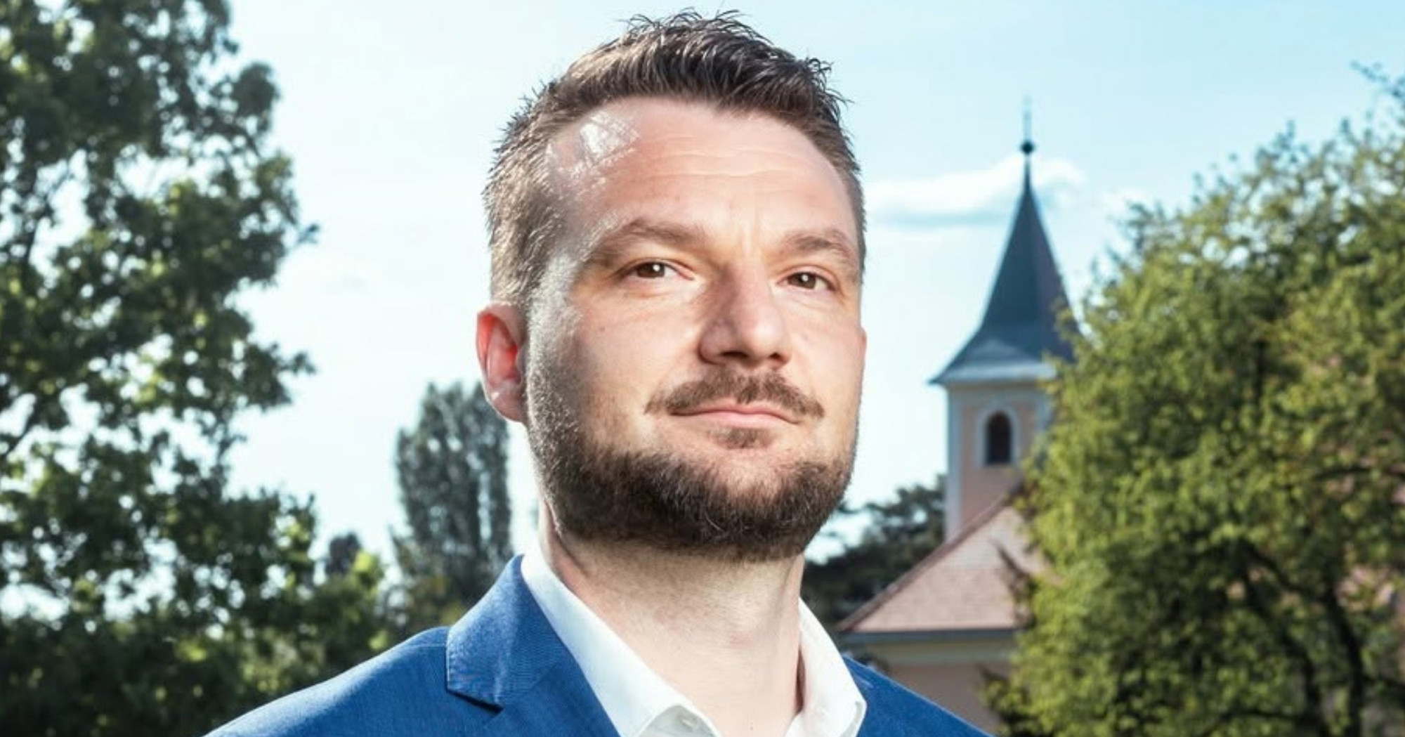 U mjestu kraj Zagreba netko je krivotvorio važan politički dokument. Pozvana policija