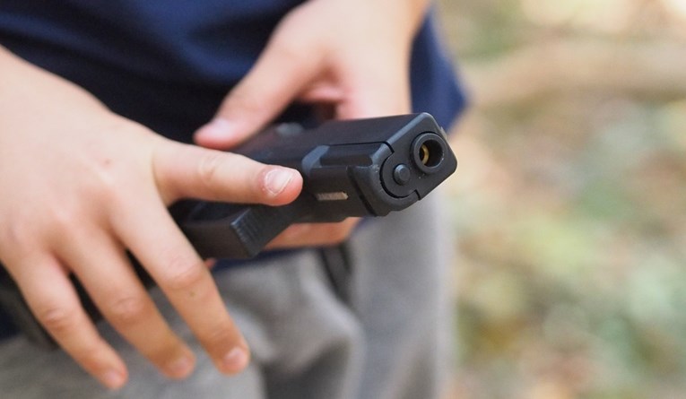 Učenik (11) u Crnoj Gori donio pištolj u školu. Policija: Htio ga pokazati prijatelju