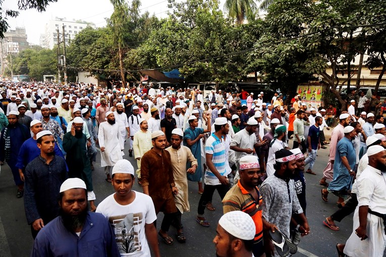 Islamisti u Pakistanu organiziraju skup sa 100 tisuća ljudi, nije ih briga za koronavirus