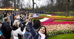 U Nizozemskoj otvoren najveći vrt tulipana na svijetu, prosvjedovali goli aktivisti