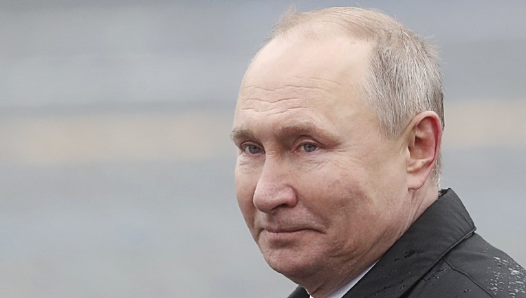 Putin Erdoganu: Cijepite se Sputnikom