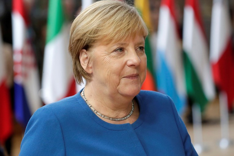 Merkel: Turska mora zaustaviti svoje vojne operacije u Siriji