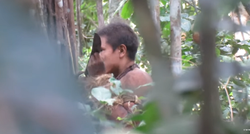 VIDEO Rijetka snimka izoliranog plemena, ugroženo je zbog krčenja Amazonije