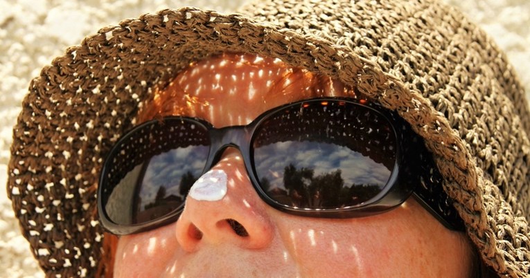 Korištenje prošlogodišnje kreme za sunčanje može biti opasno?