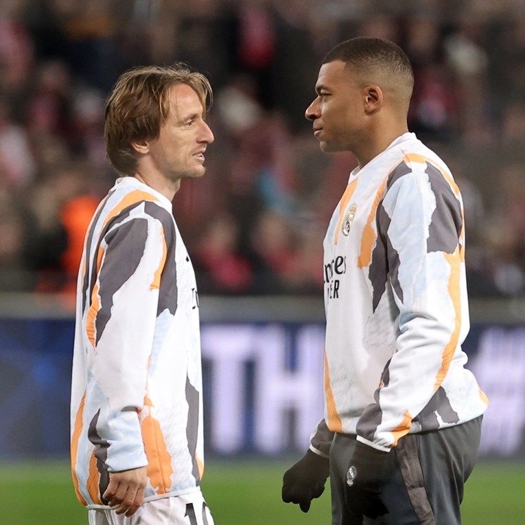 Hit-fotka Mbappea dokazuje Modrićevu neuništivost. Navijači: Bizarno