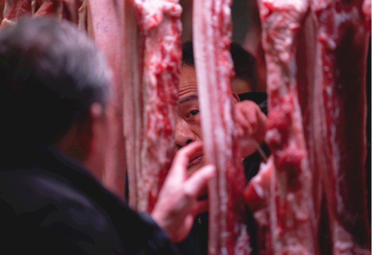 Masovno istekle dozvole američkim firmama za izvoz mesa u Kinu. Kinezi ne izdaju nove