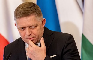 Zamjenik premijera Slovačke: Fico je operiran i izvan životne opasnosti