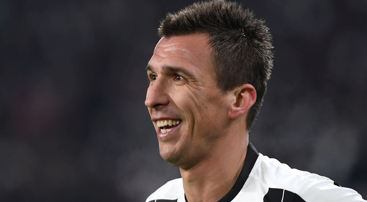 Mandžukić spreman potpisati za Manchester United. Objavljeni detalji ugovora