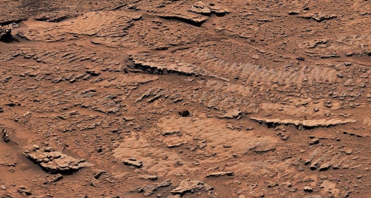 FOTO Rover na Marsu pronašao stijene s tragovima valova iz drevnog jezera