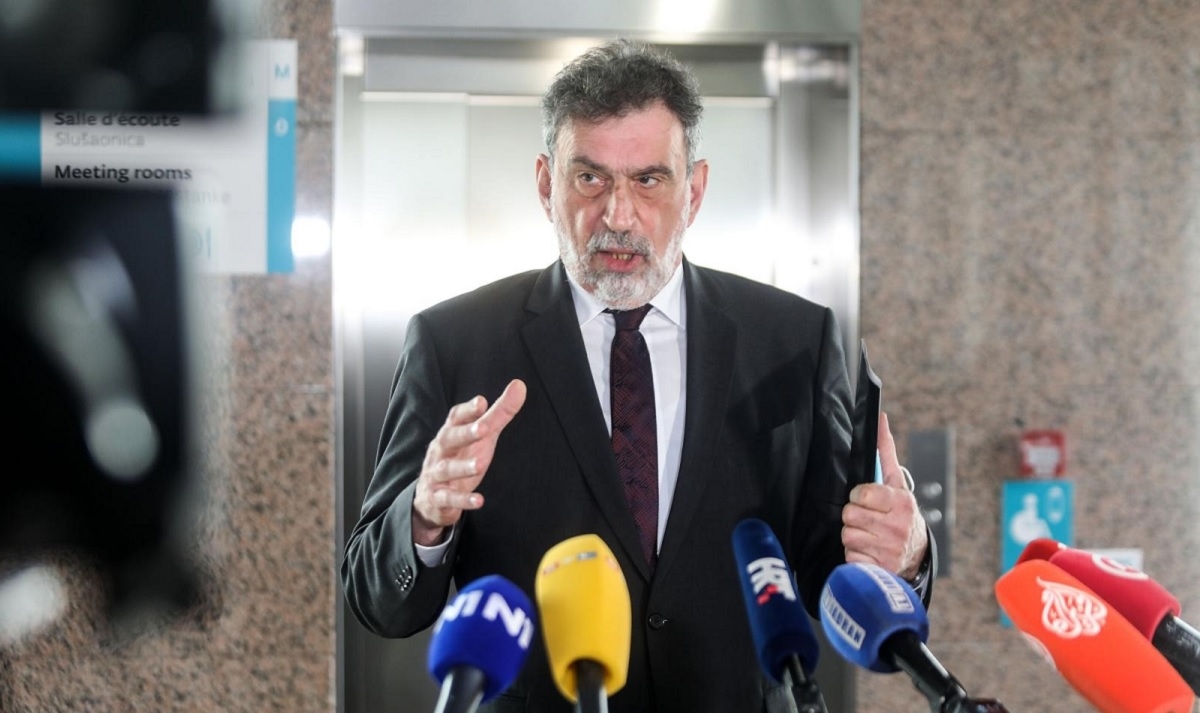 Fuchs o situaciji u školama: Zašto bismo djecu ostavljali kod kuće?