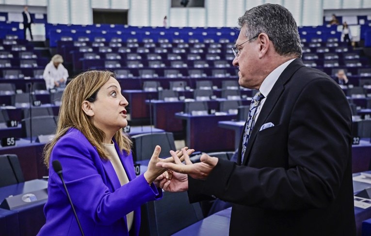 EU složna da treba odgovoriti Trumpu zbog carina, ali je podijeljena oko toga kako