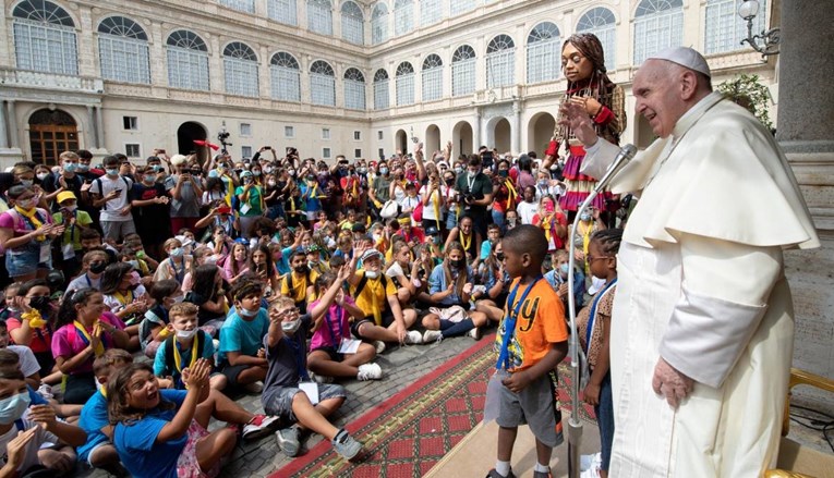 Papa na Svjetski dan migranata: Ne zatvarajmo oči pred njihovom nadom