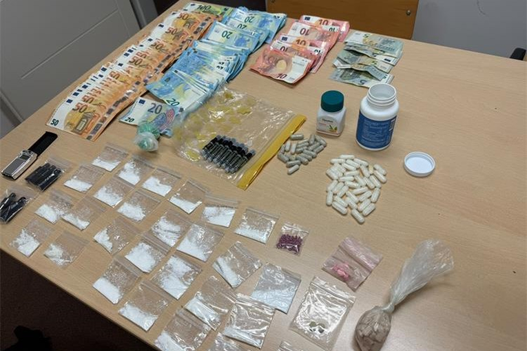 Velika zapljena na A1 kod Vodica. Portugalac pao s više vrsta droge