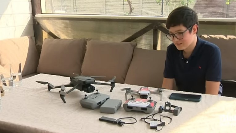 Tinejdžer pomogao dronom uništiti kolonu ruskih vojnih vozila: "On je heroj Ukrajine"