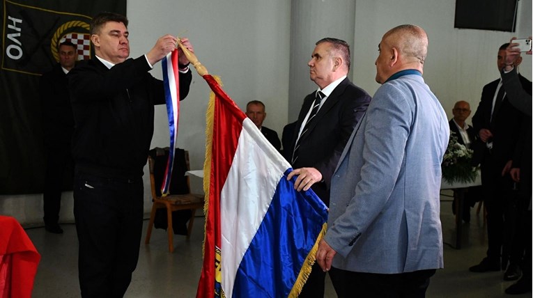 U RS-u kritiziraju Milanovićev posjet Derventi: "Dodik je to odobrio, izdao je narod"