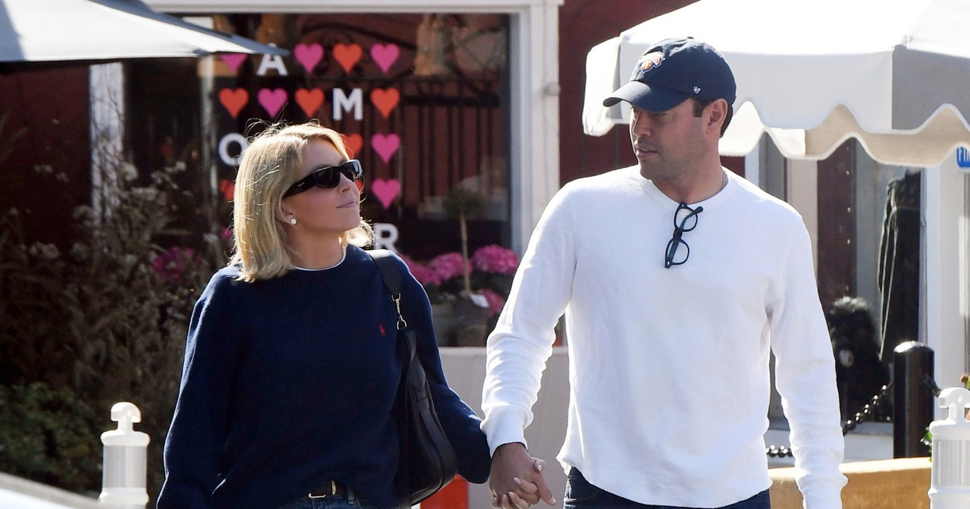 Najomraženiji par Hollywooda potvrdio vezu? Sweeney i Brown pozirali zagrljeni