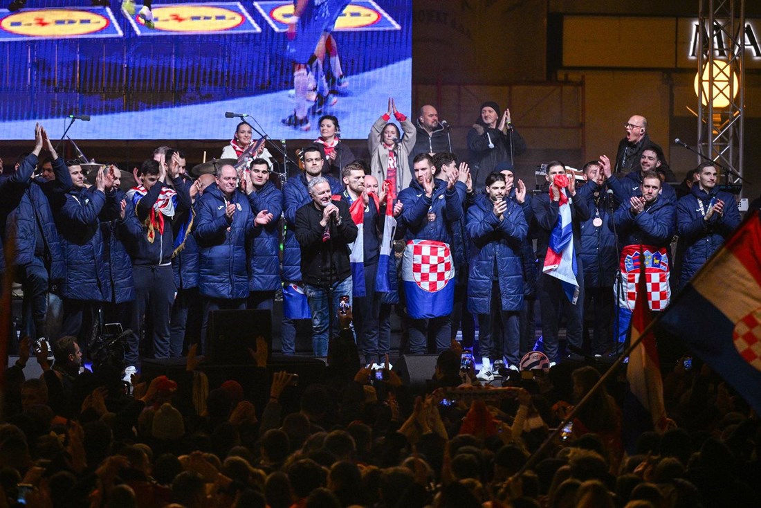 Navijači spominju novi nadimak rukometaša jer ih je Thompson nazvao - vitezovi