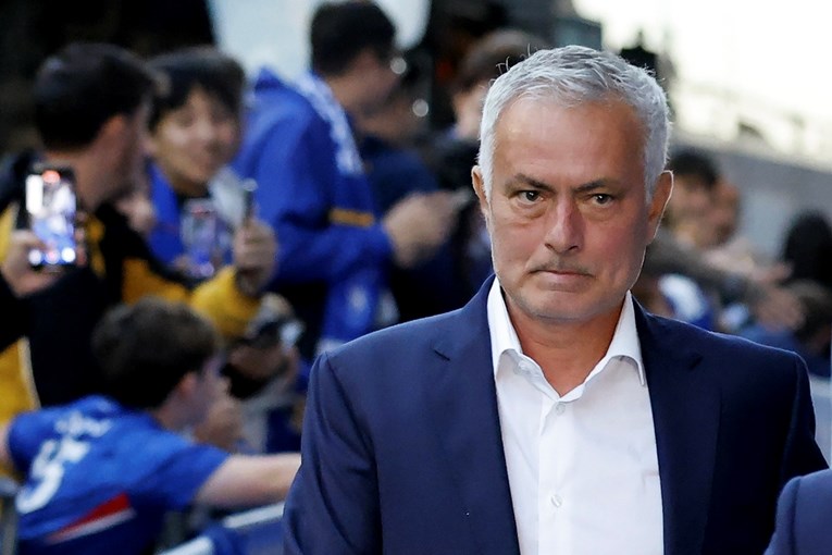 Prkosan povratak Mourinha. Sakrio se od svih na Santiago Bernabeuu