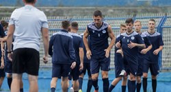 Na vrućini, bez reflektora i uz ogroman broj zaraza nastavlja se nogomet u BiH