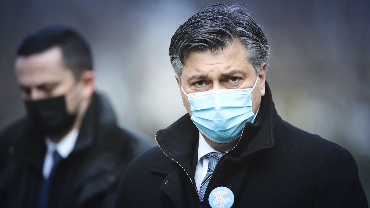 Plenković: Uvjeren sam da će se cijepiti ogroman broj građana