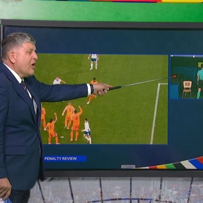 Sudački ekspert RTS-a: "Ona neznalica, srbomrzac iz VAR sobe, sad kaže sviraj penal"