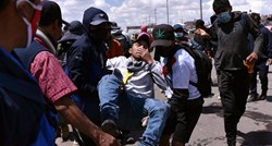 U prosvjedima u Peruu poginulo najmanje 17 ljudi