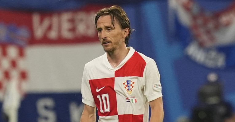 Španjolci: Modrić nastavkom igranja za Hrvatsku ne pomaže Realu. Nije se ovome nadao