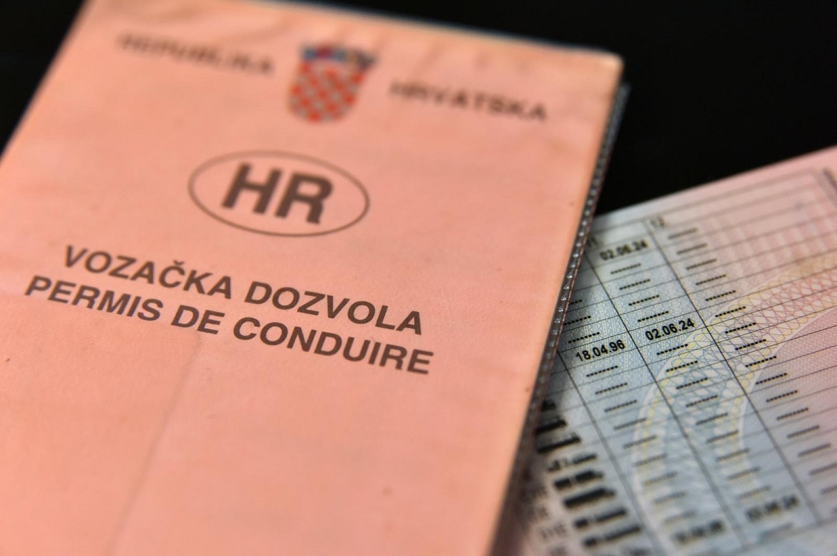 Policija više neće izdavati vozačke?