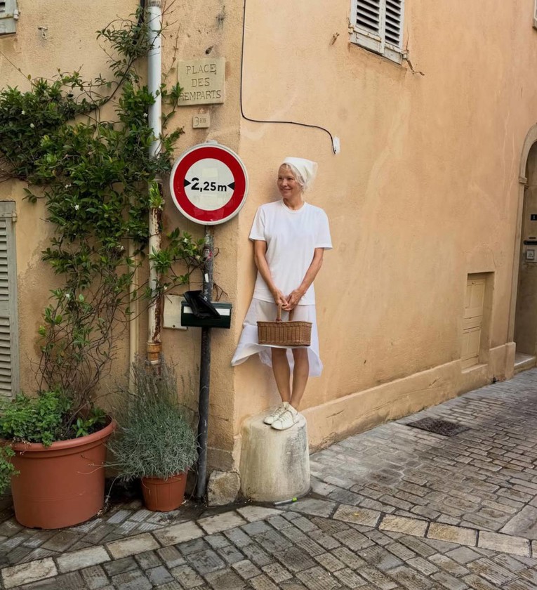 Pamela Anderson proslavila 59. rođendan u Saint-Tropezu
