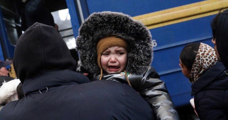 UNICEF: Svoje domove moralo napustiti više od pola ukrajinske djece
