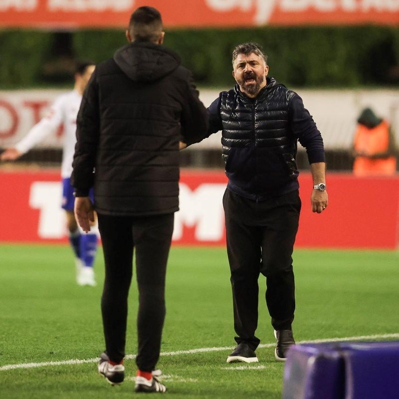 Kolarić sudio kraj poluvremena. Gattuso odmah ušao u teren prigovarati i dobio karton