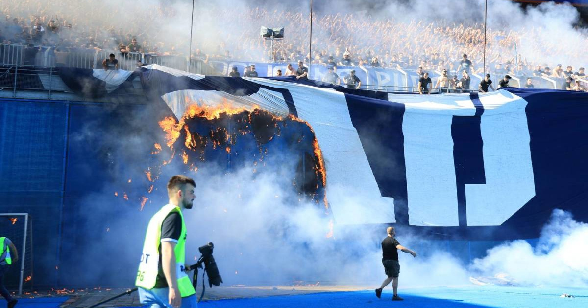 Širi se fotka naprave kojom je Torcida zapalila transparent Boysa na derbiju?