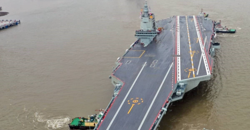 Novi kineski nosač aviona krenuo na prvu plovidbu