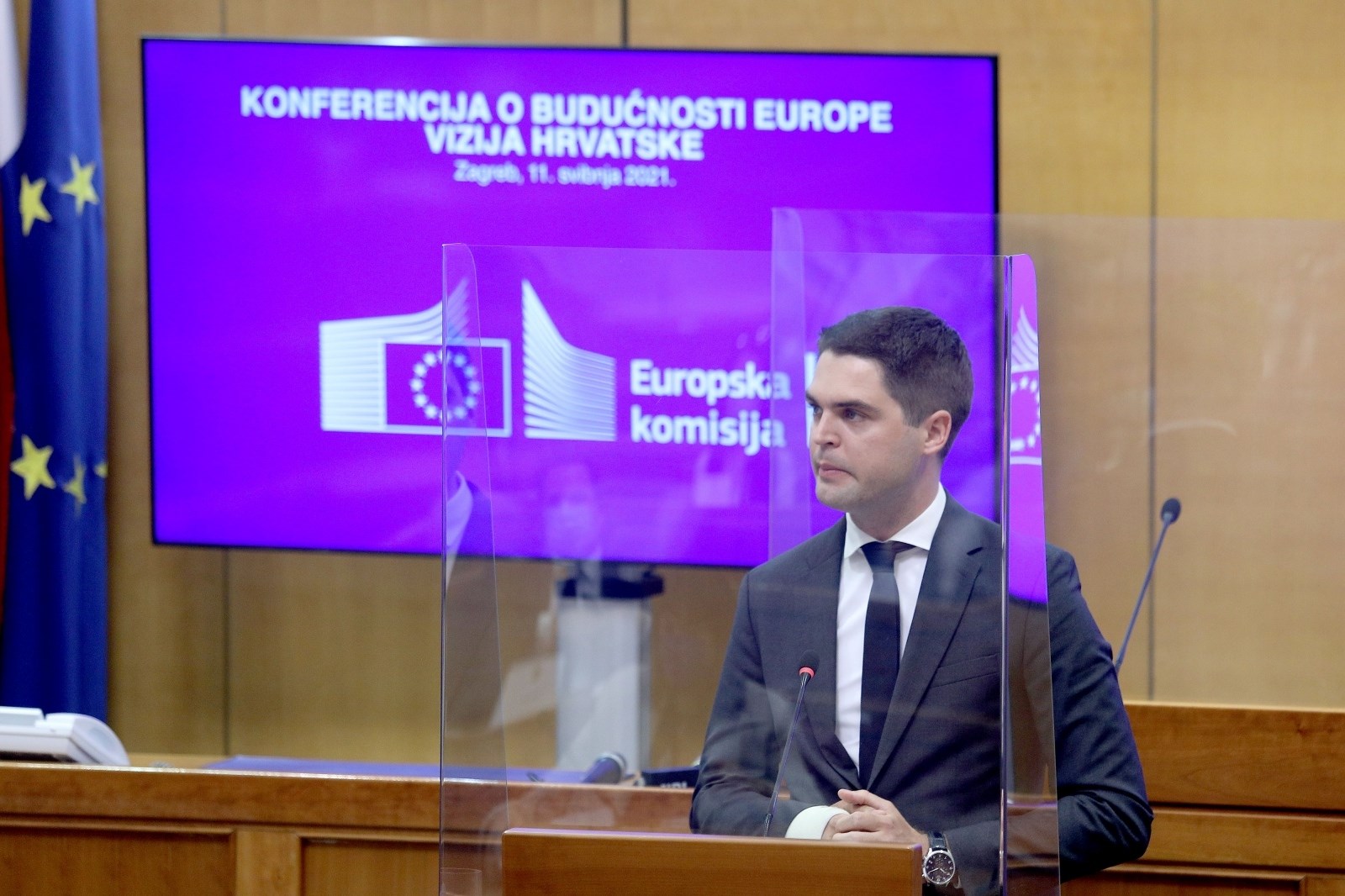 Ressler: Ne smijemo popustiti pritisku na politiku prema ilegalnim migrantima