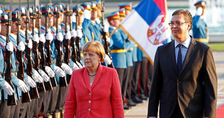 Vučić: Velika je čast što će Merkel noćiti u Beogradu