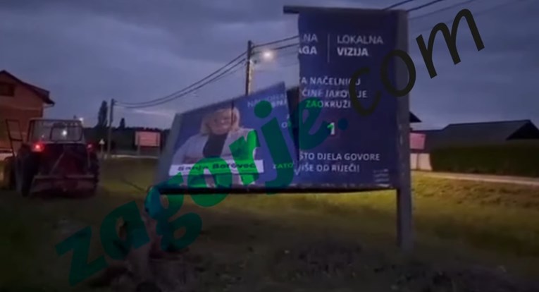 VIDEO Traktorom srušili HDZ-ov plakat: "Papci nek si jeb*ju mater"