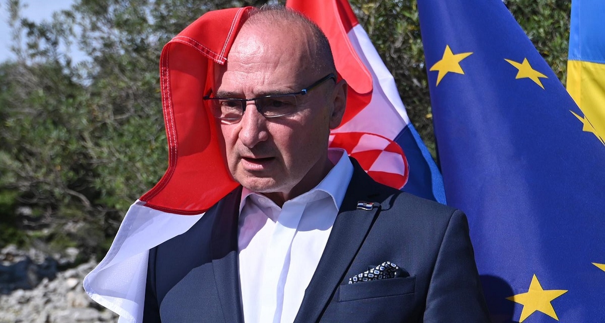 Grlić Radman: Političari u BiH trebaju shvatiti da im je budućnost u EU i NATO-u