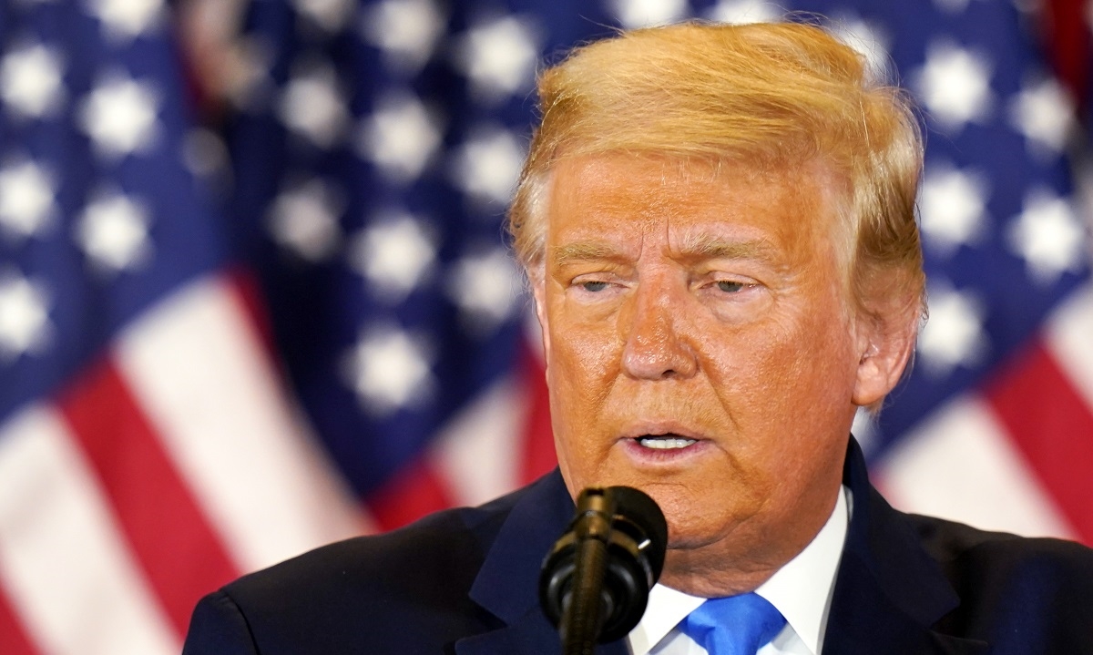 Facebook suspendirao Trumpa na dvije godine