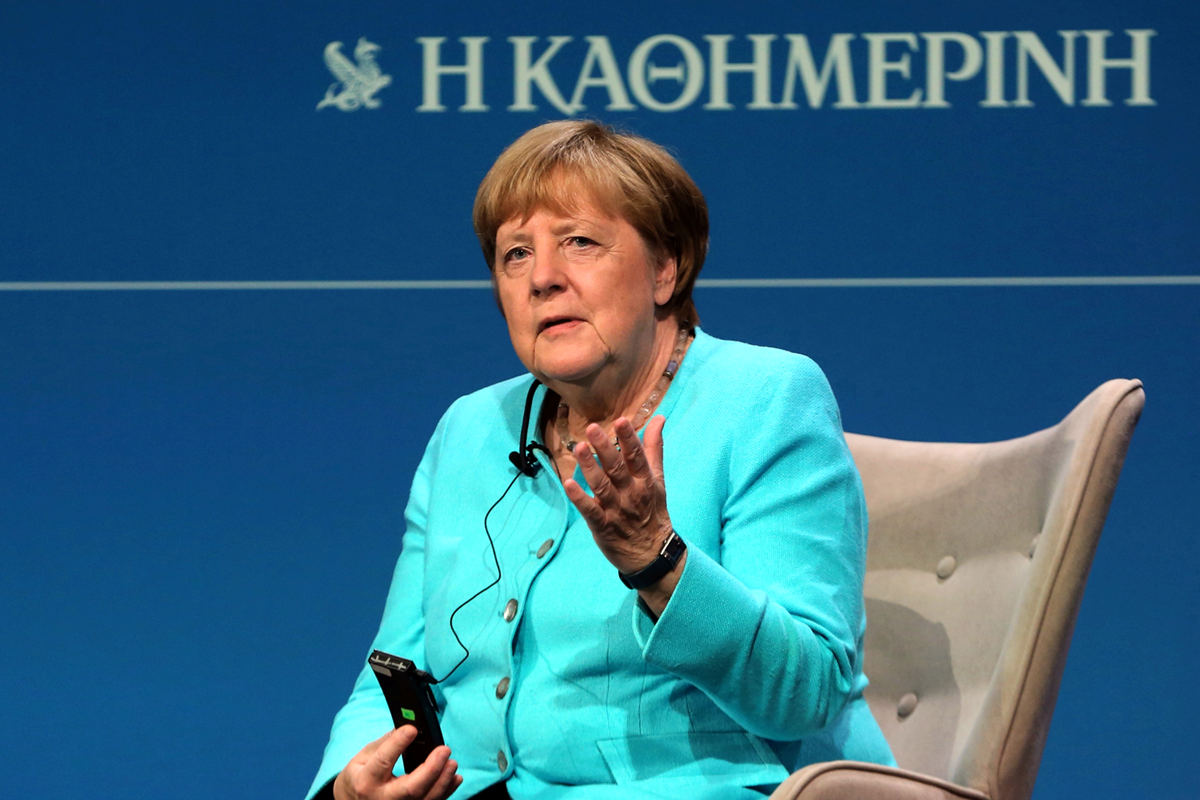 Merkel za rat u Ukrajini optužila Poljsku i baltičke zemlje. Stigle žestoke reakcije