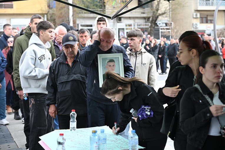 Dan žalosti u Srbiji zbog požara u Makedoniji