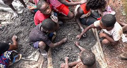 Brutalan život djece u DR Kongu: Prijete im rad u rudnicima, glad, rat, silovanje...