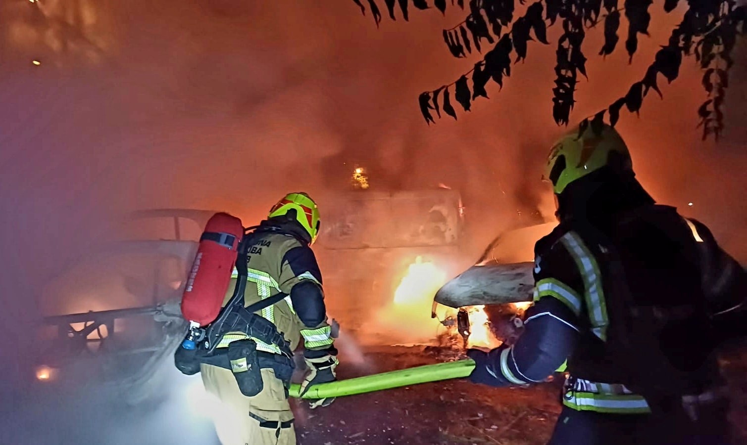 Na parkiralištu u Hrvatskom Leskovcu izgorjela četiri vozila