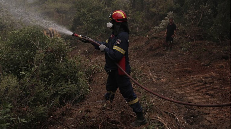 Grčki vatrogasci u stanju pripravnosti: "Opasnost od požara je još uvijek visoka"