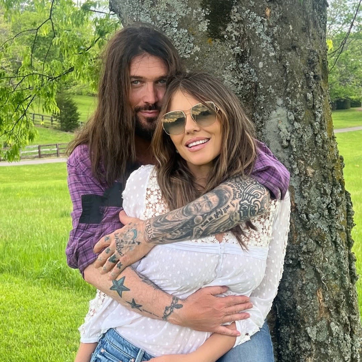 Elizabeth Hurley: Nadam se da ću imati sretan život s Billyjem Rayem Cyrusom