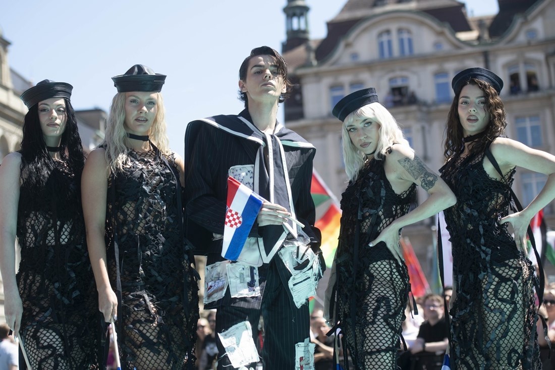 Marko Bošnjak prošetao tirkiznim tepihom u Baselu