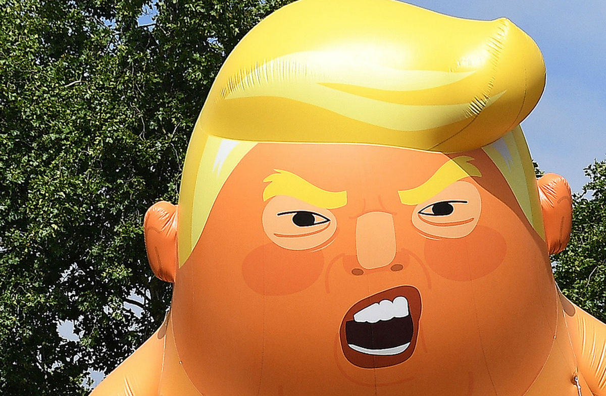 Tisuće Škota na ulicama poručilo Trumpu što misle o njemu